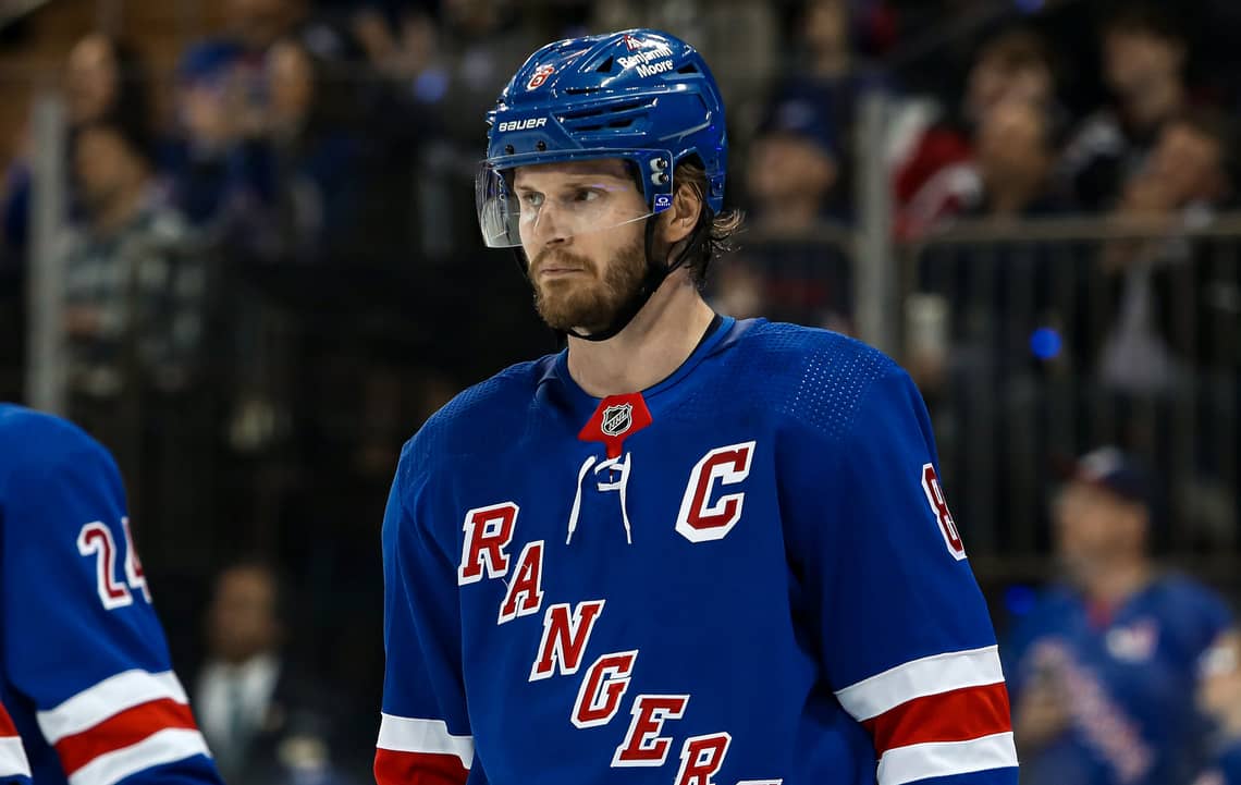 www.foreverblueshirts.com