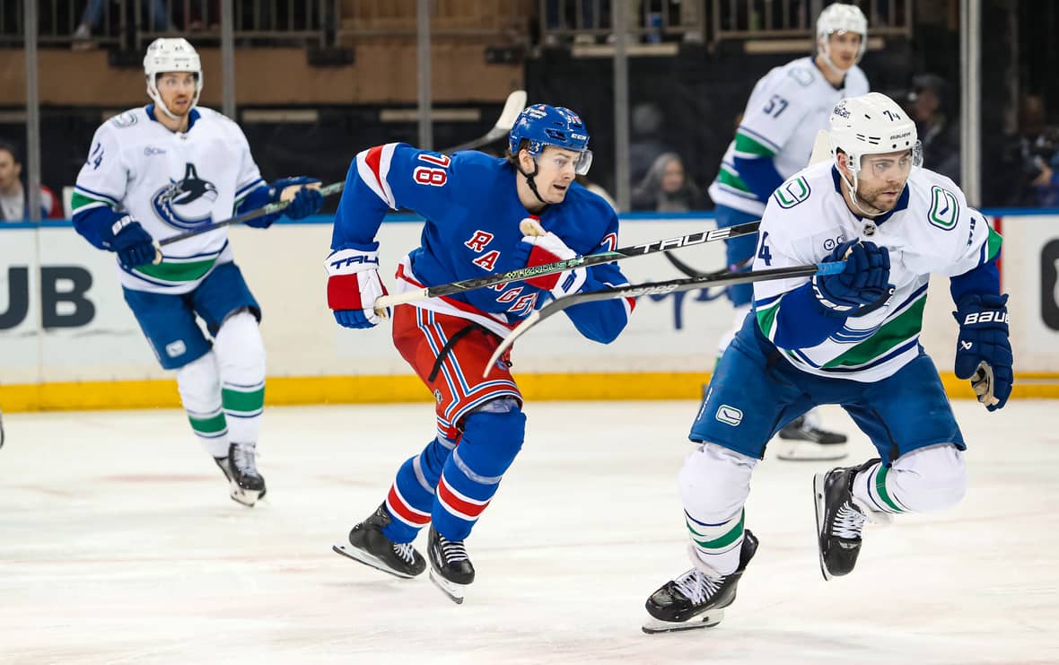 NHL: Vancouver Canucks at New York Rangers