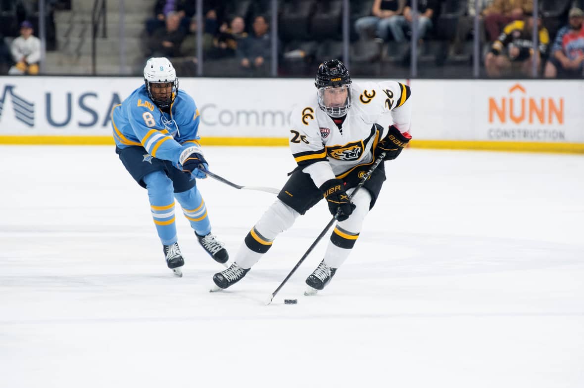 Noah Laba named assistant captain, and Rangers prospects meet in USHL playoffs