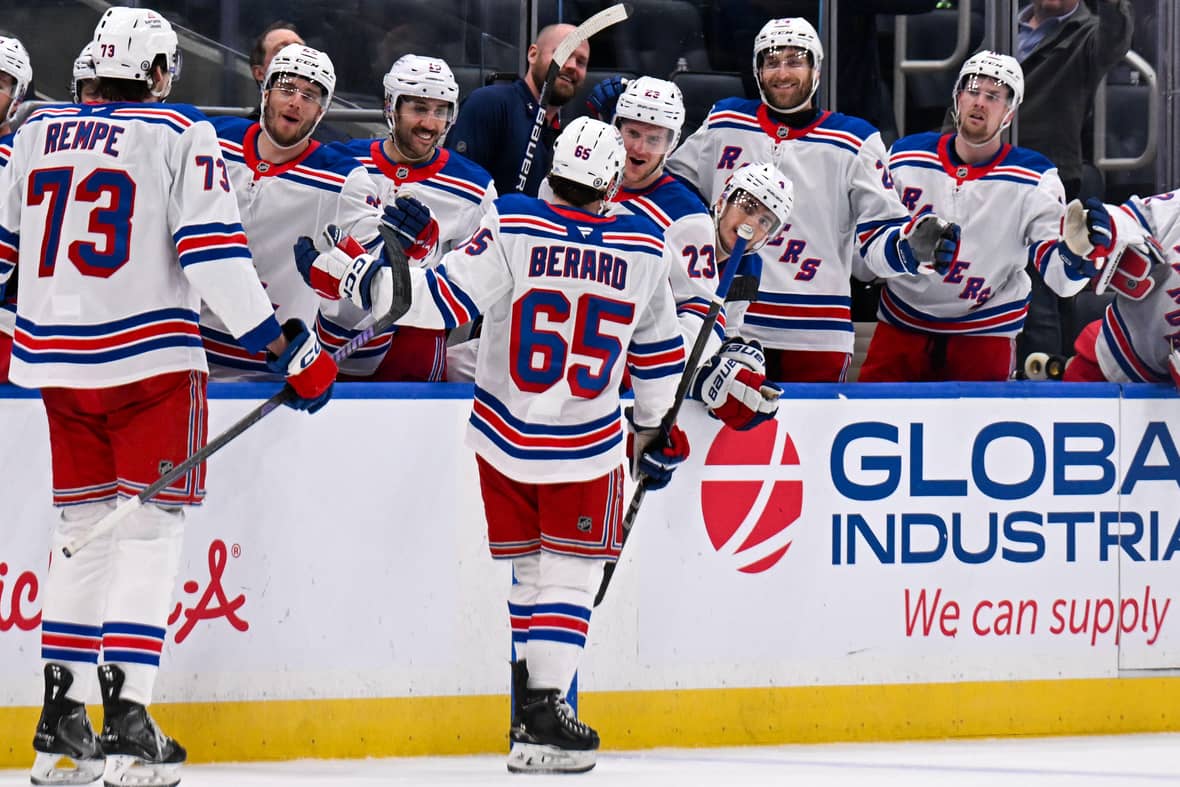 NHL: New York Rangers at New York Islanders