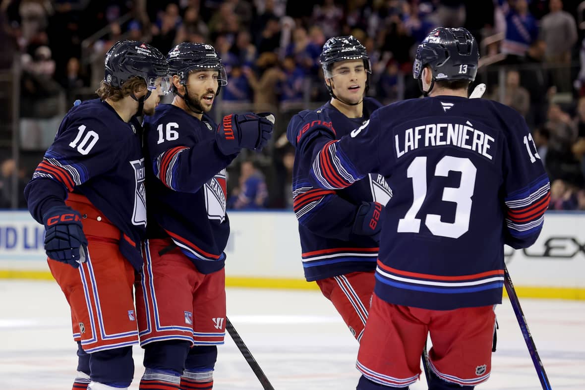NHL: Pittsburgh Penguins at New York Rangers
