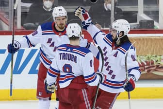 Breaking: New York Rangers say hold on; will not name a captain to start the season