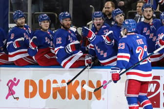 New York Rangers keep adding points to their best start since 1971-72