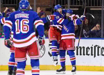 New York Rangers win exciting shootout over Kings 3-2