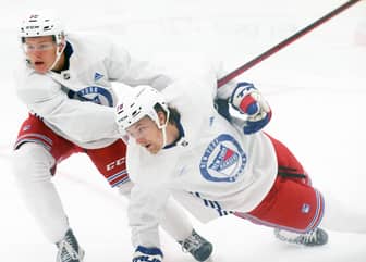 Report: Rangers want to bring prospect Adam Sykora over from Slovakia
