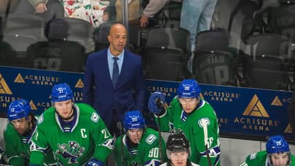 Former Rangers 1st-round pick misses chance to replace Rick Tocchet as Canucks coach