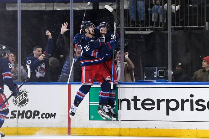 NHL: Buffalo Sabres at New York Rangers