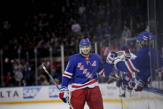 NHL: Vancouver Canucks at New York Rangers