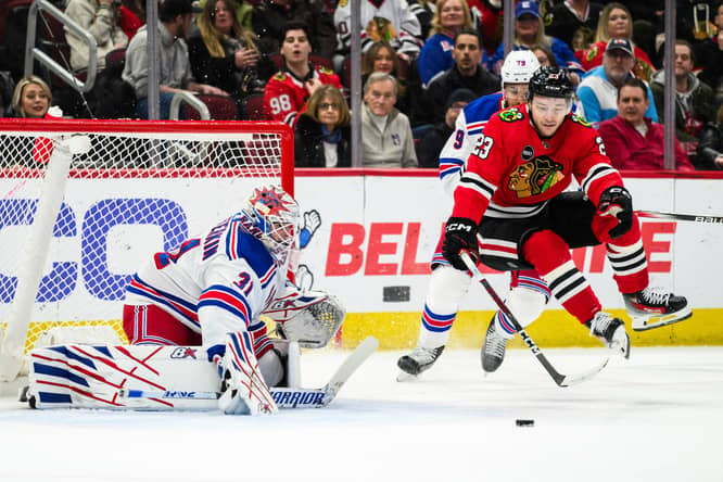 NHL: New York Rangers at Chicago Blackhawks