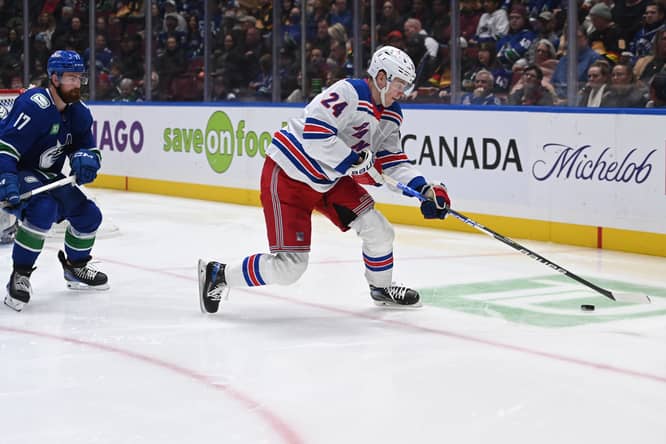 NHL: New York Rangers at Vancouver Canucks