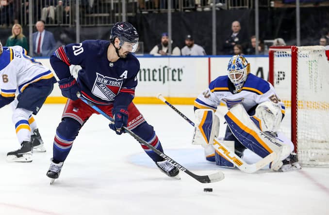 NHL: St. Louis Blues at New York Rangers