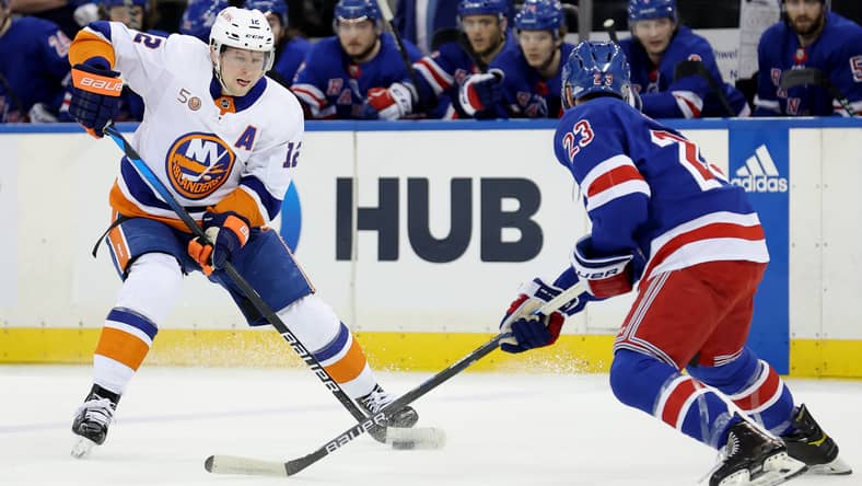 NHL: New York Islanders at New York Rangers