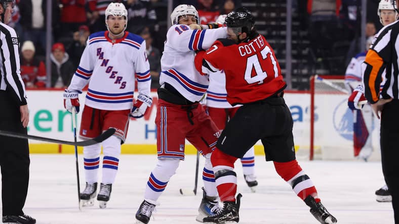 NHL: New York Rangers at New Jersey Devils