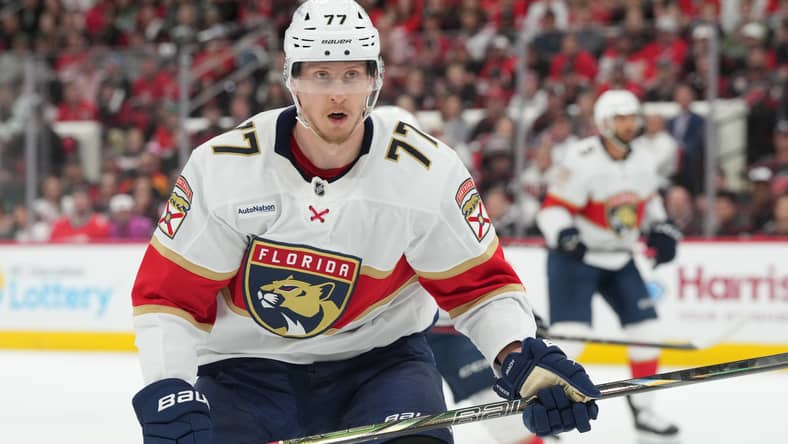NHL: Stanley Cup Playoffs-Florida Panthers at Carolina Hurricanes
