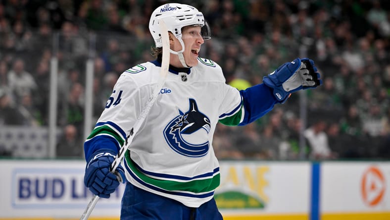 NHL: Vancouver Canucks at Dallas Stars