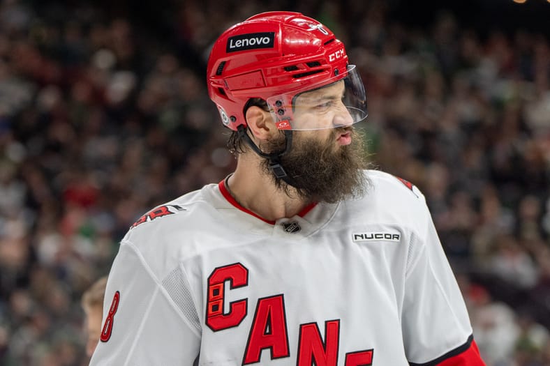 NHL: Carolina Hurricanes at Minnesota Wild