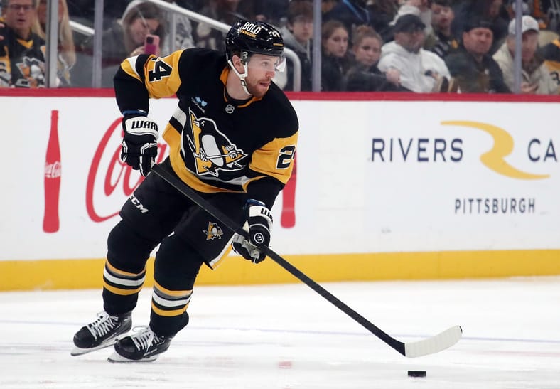 NHL: Tampa Bay Lightning at Pittsburgh Penguins