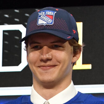Rangers formalize the signing of Vitali Kravtsov, as well as Gustav Rydahl