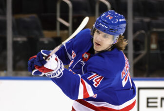 Report: New York Rangers trying to convince Vitali Kravtsov to come back
