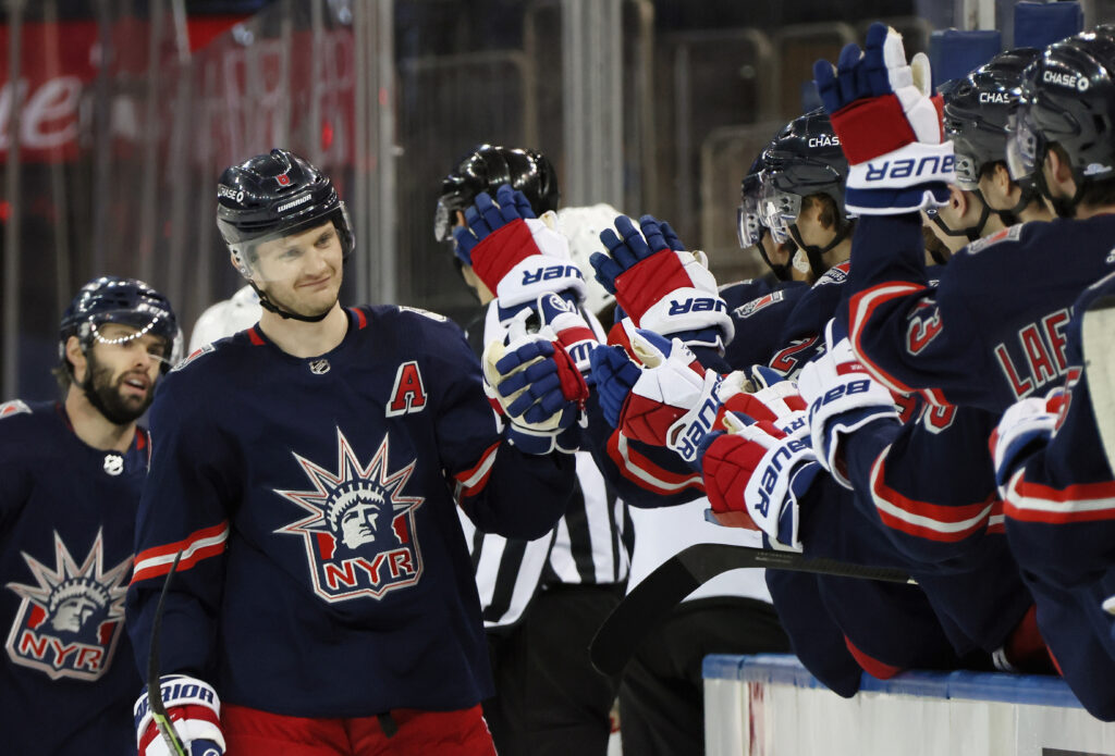 New York Rangers Reverse Retro Liberty jersey revealed