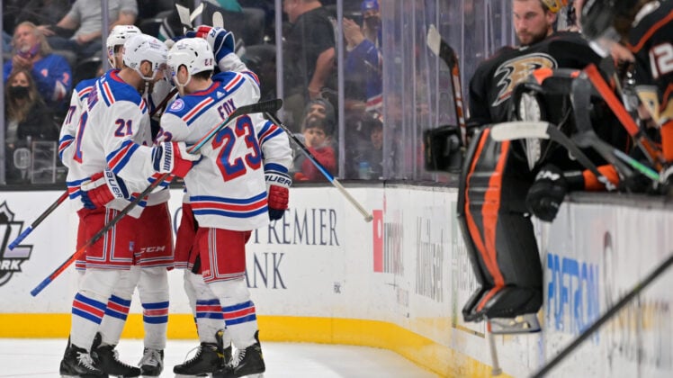 how to watch rangers vs ducks