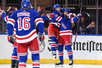 New York Rangers win exciting shootout over Kings 3-2