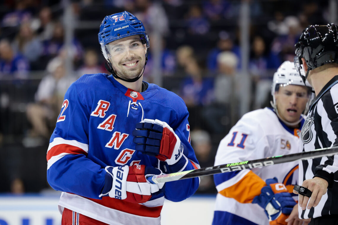 Rangers' Filip Chytil exits game with injury after late hit