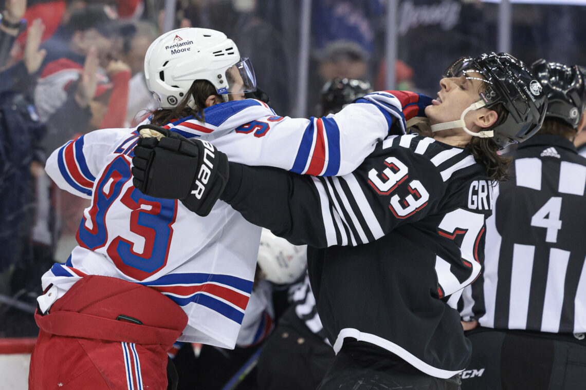 NHL: New York Rangers at New Jersey Devils