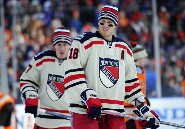 NHL: Winter Classic-New York Rangers at Philadelphia Flyers