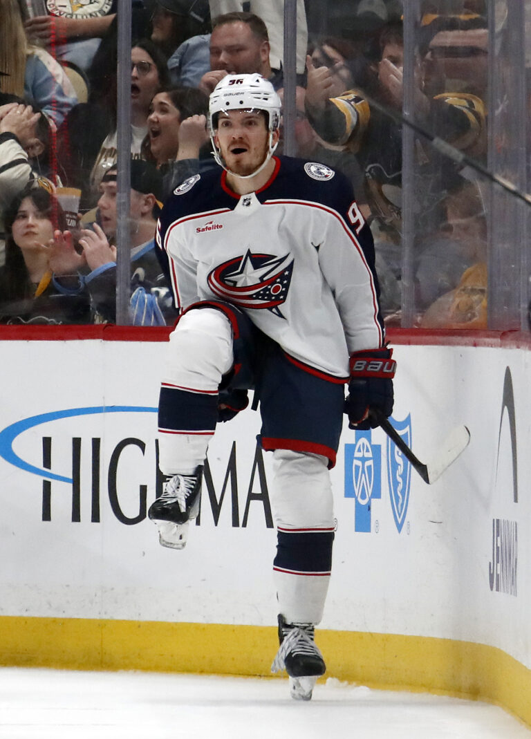 NHL: Columbus Blue Jackets at Pittsburgh Penguins