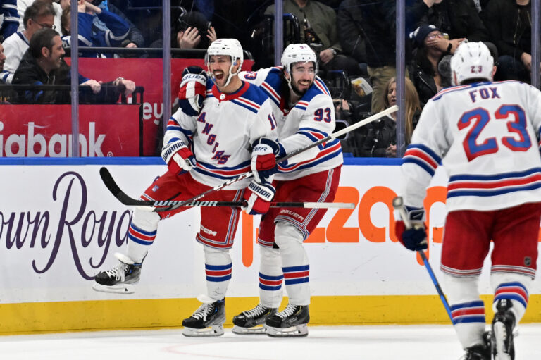 NHL: New York Rangers at Toronto Maple Leafs