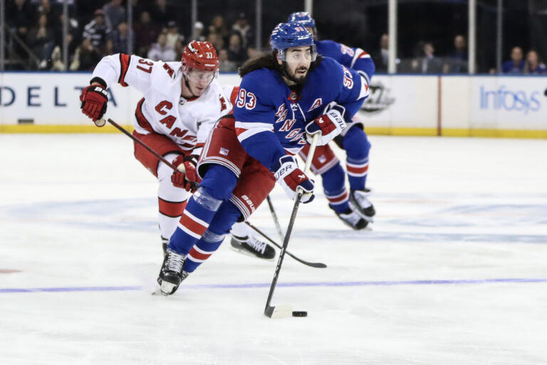 NHL: Carolina Hurricanes at New York Rangers