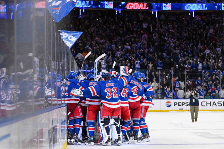 NHL: New York Islanders at New York Rangers