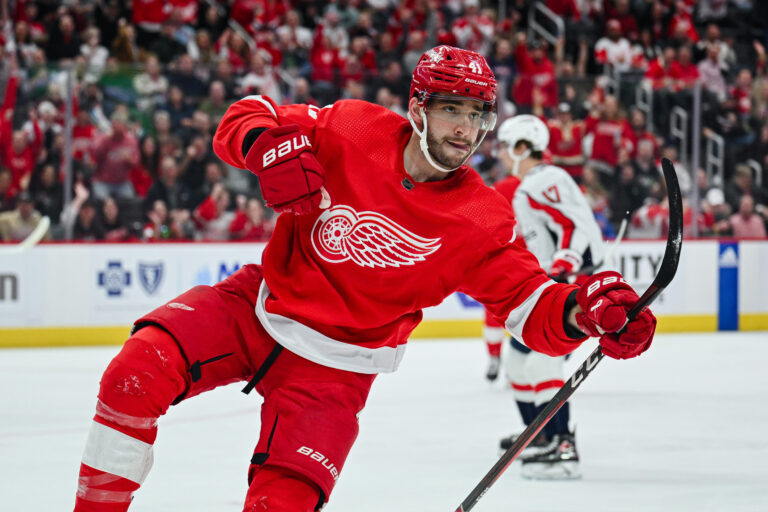 NHL: Washington Capitals at Detroit Red Wings