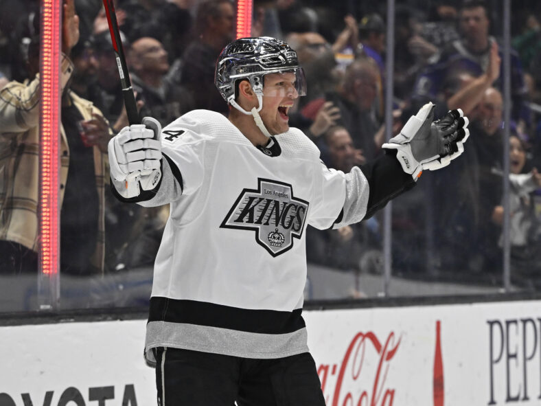 NHL: Vancouver Canucks at Los Angeles Kings