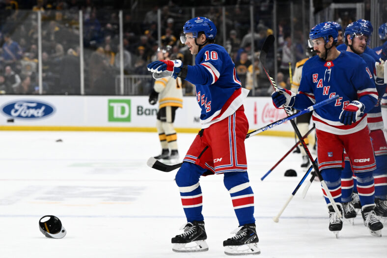 NHL: New York Rangers at Boston Bruins