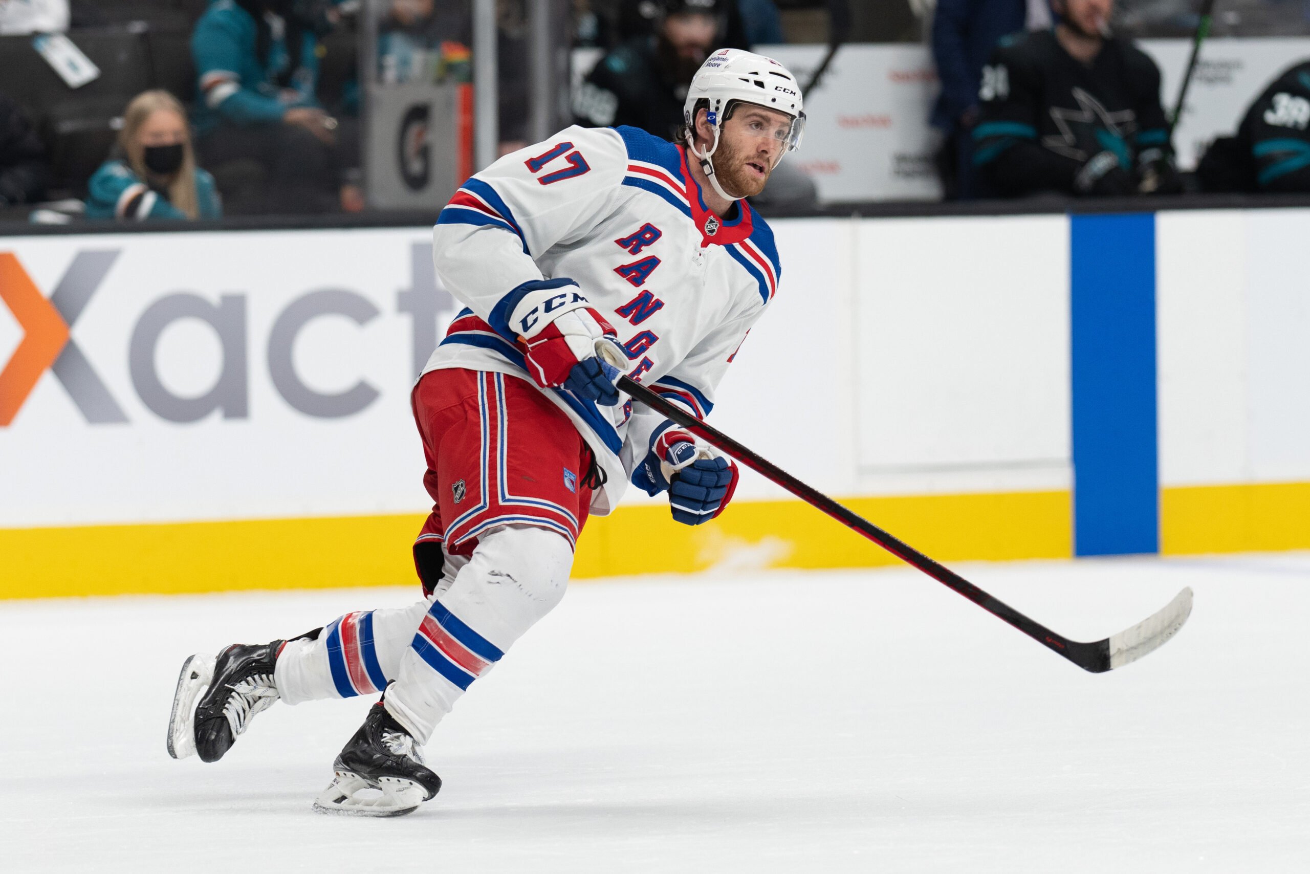 Former Rangers center heading to training camp on PTO with division rival | Forever Blueshirts